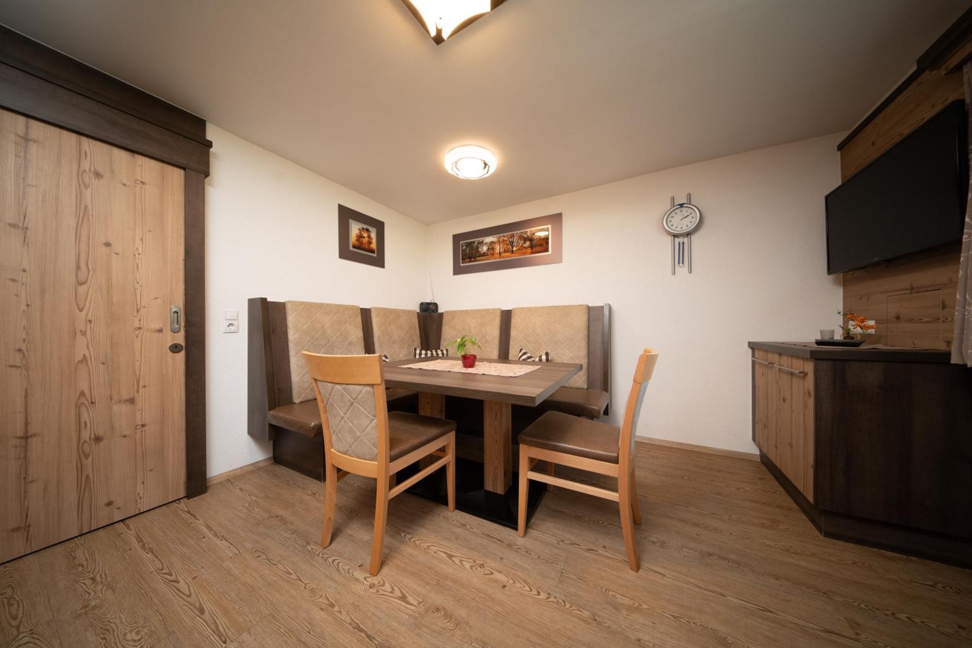Ferienwohnung Haus Alexander Längenfeld Exterior foto